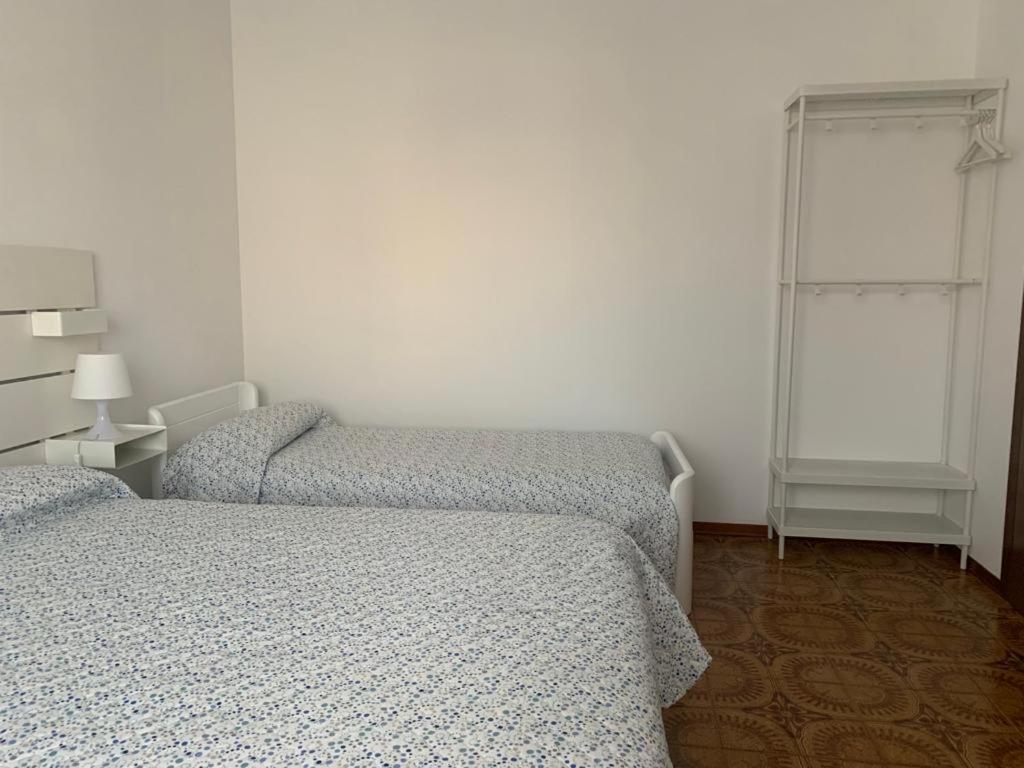 Casa Gaia- Castelnuovo Del Garda Lägenhet Cavalcaselle Exteriör bild