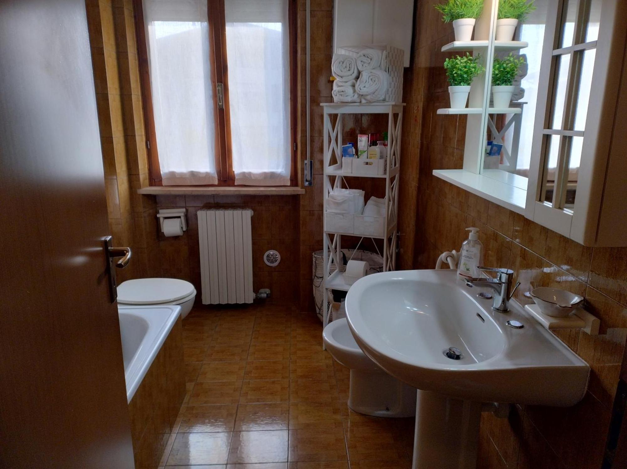 Casa Gaia- Castelnuovo Del Garda Lägenhet Cavalcaselle Exteriör bild